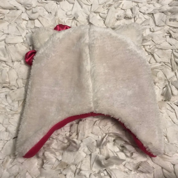Hello Kitty winter hat - Picture 3 of 4